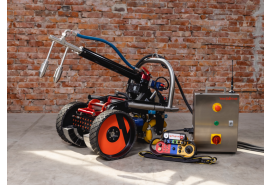 M8货舱高压清洗